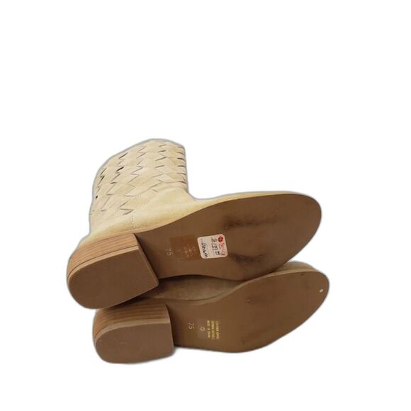 Two Lips Women's Weave It Knee High Suede Boots - NWT - Picture 2 of 5